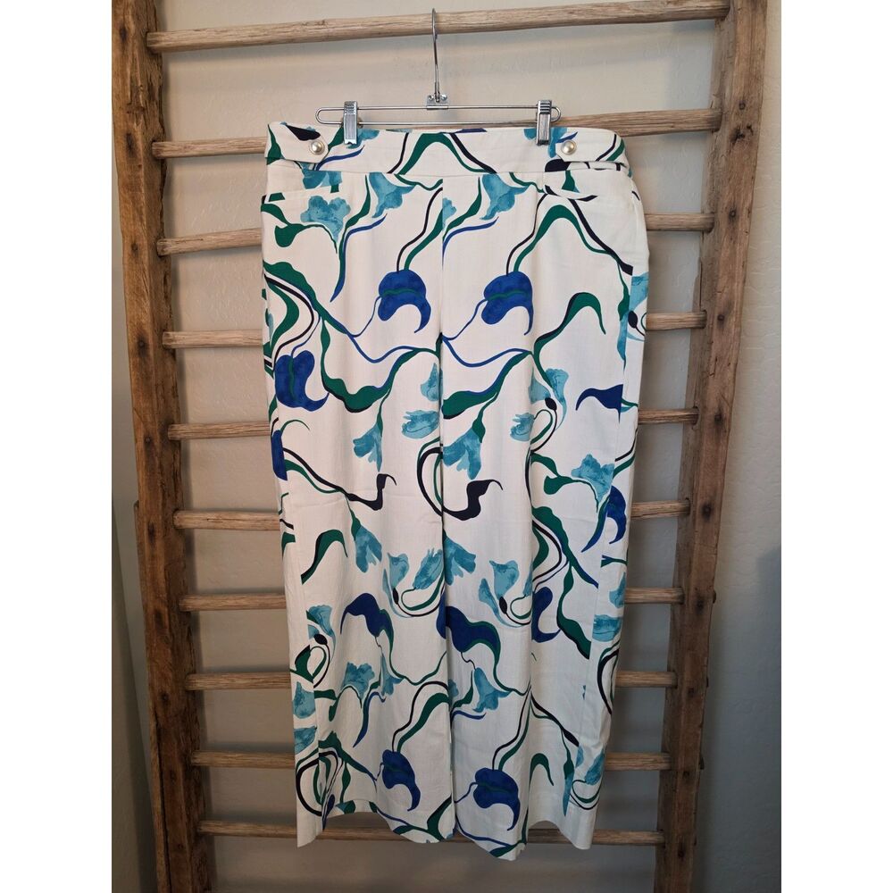 Chico's Linen Blend Crop Pants Size 2 Large Blue Green Floral Botanical - Picture 3 of 9